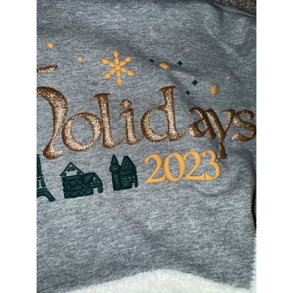 Disney Spirit Jersey Adult Medium White Gray Epcot Festival Of The Holidays 2023 - Picture 6 of 11
